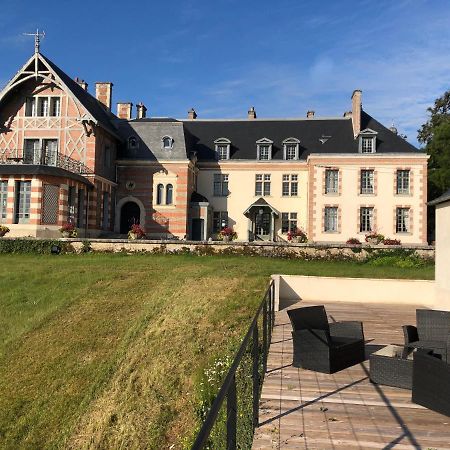 Chateau De La Faye Menetreol-sur-Sauldre Exterior photo